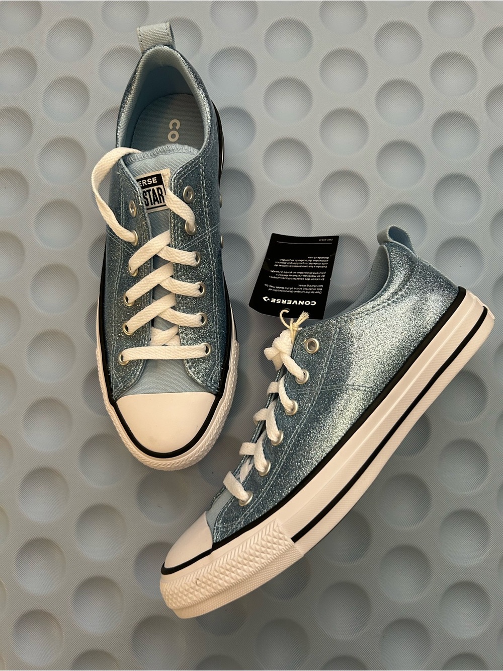 Converse Women’s Sneakers Size US 6/ EUR 38.5